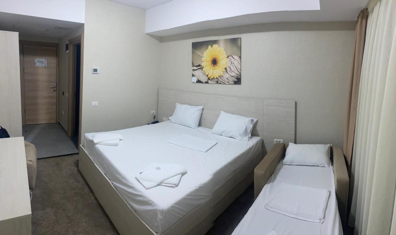 Alis Hotel 3*