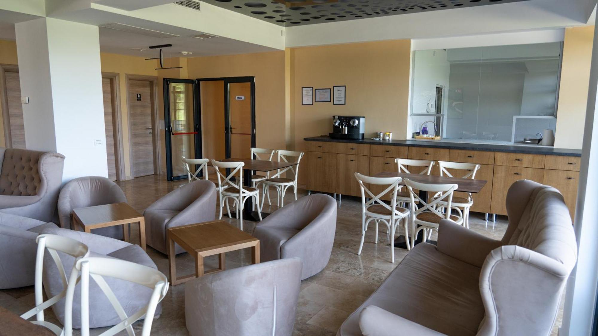 Alis Hotel